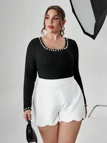 SHEIN Privé Hơn Ngọc trai đính cườm Scoop Cổ Áo thun - màu đen - Xem 4