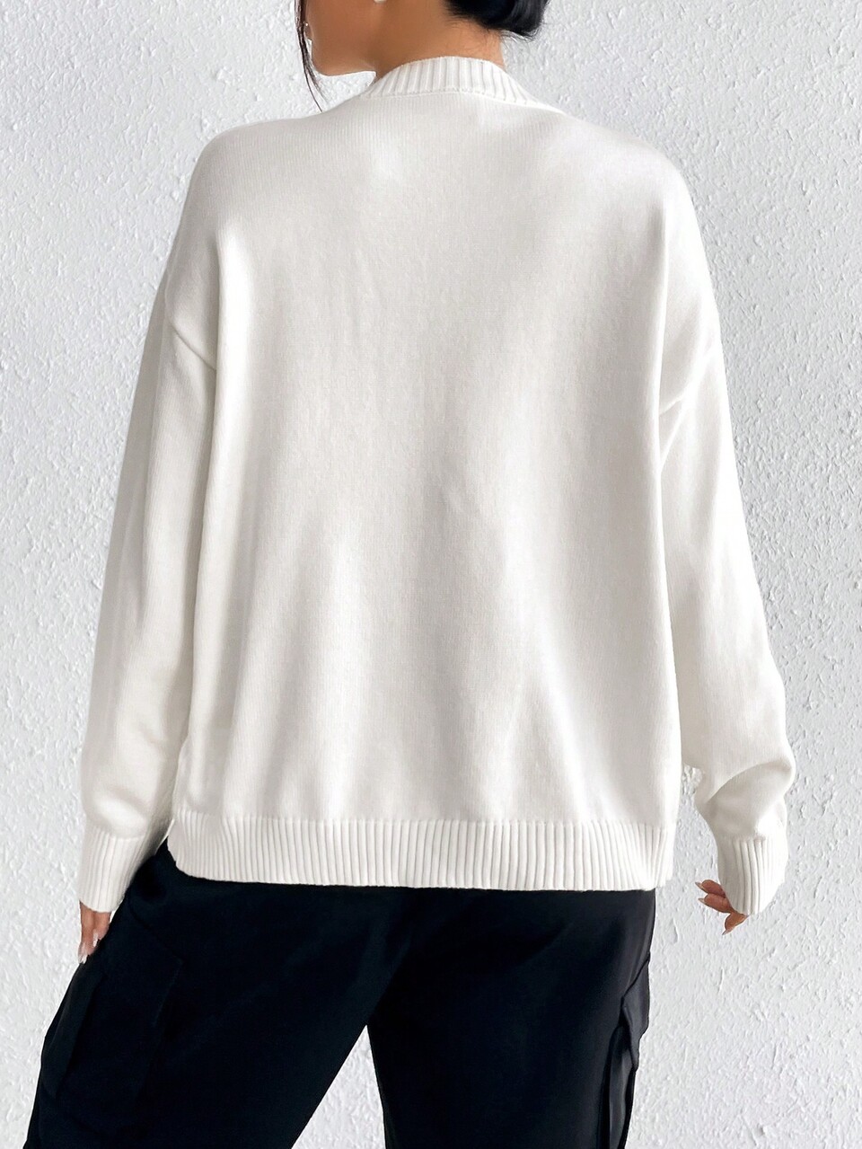 Women's Round Neck Casual Sweater With Letter Pattern