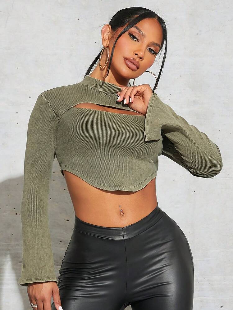 Cut Out Front Crop Tee