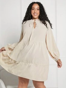 SHEIN CURVE+ Vestido De Talla Grande Con Cuello Anudado, Manga Acampanada, Cruzado Y Dobladillo Con Volantes Para Mujer - Albaricoque - Ver 2