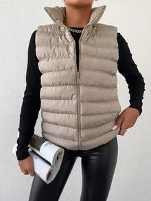 EURMUSE 拉鏈開襟羽絨背心大衣 - 米色 - 查看 3