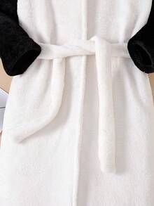 Chica Joven Bata con bordado de dibujos animados con diseño de oreja 3D con capucha con cinturón forro polar - Blanco - Ver 6