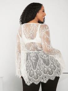 SHEIN CURVE+ Plus Bell Sleeve Lace Top Without Bra - White - View 2