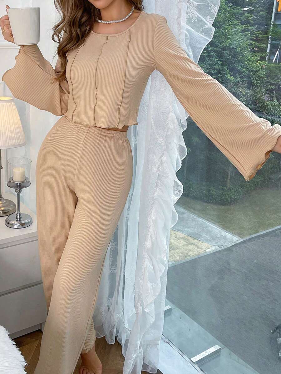 Khâu trên cùng Tay áo kèn  Bộ áo Tee & quần Lounge - Màu Khaki - Xem 1