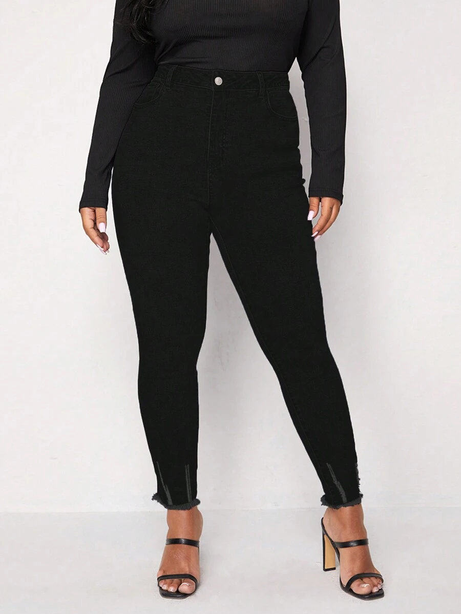 EMERY ROSE Plus Raw Hem Elegant Skinny Jeans - Black - View 1