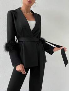 Allurite 毛茸茸袖口雙排釦腰帶西裝外套 - 黑色 - 查看 5