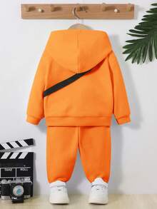 SHEIN 男嬰字母刺繡連帽衫和運動褲和包 - 橘色 - 查看 3