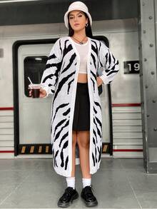 Flirla Hơn Mô hình sọc ngựa vằn Thả vai Áo len Duster - Đen và trắng - Xem 6