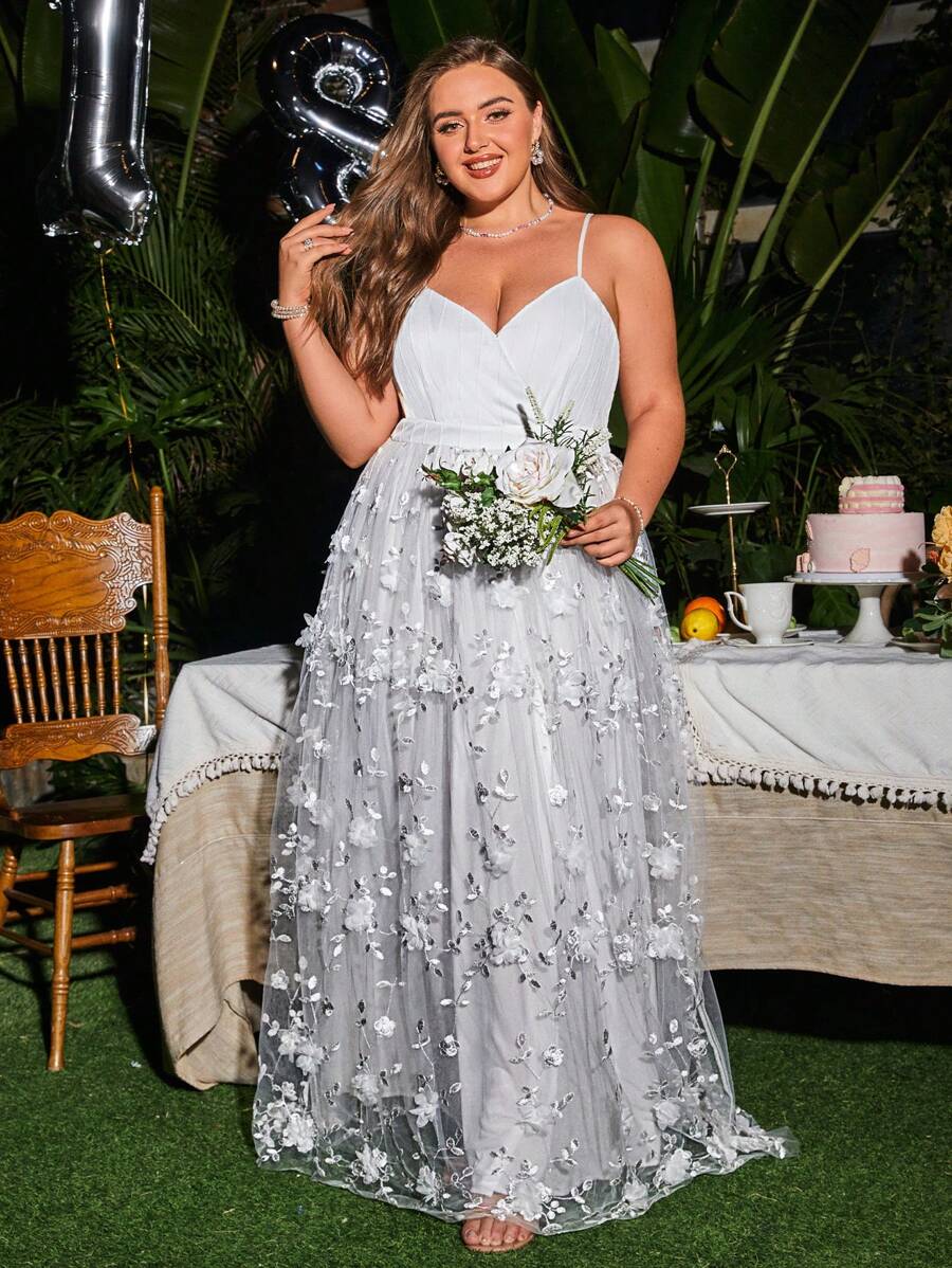 Plus Floral Embroidery Mesh Overlay Cami Wedding Dress - White - View 1