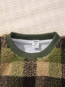 Young Boy Plaid Print Sweatshirt & Pants