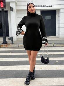 Flirla Plus Floral Pattern Split Cuff Turtleneck Sweater Dress - Black - View 5