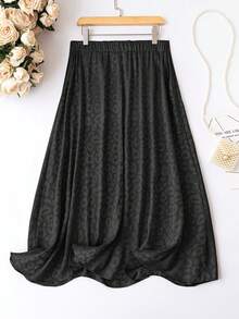 Celure Plus Leopard Jacquard Flare Skirt - Black - View 2