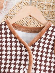 SHEIN Young Girl Houndstooth Print Contrast Binding Vest Jacket & Dress - Black - View 7