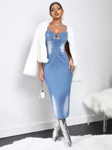 SHEIN SXY Ruched Front Cut Out Cami Denim Dress - Medium Wash - View 4