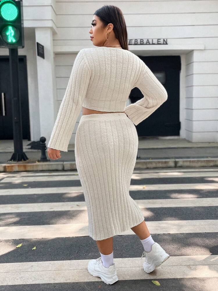 Plus Square Neck Crop Sweater & Knit Skirt