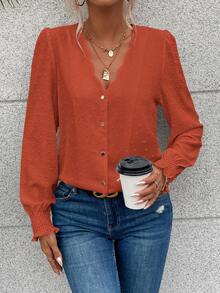 SHEIN Frenchy Chấm Swiss Cắt vỏ sò tay áo lá sen Nút phía trước Áo sơ mi - Rỉ Nâu - Xem 3