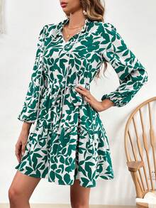 SHEIN VCAY 滿版印花流蘇繫帶領燈籠袖荷葉邊繫腰帶洋裝 - 彩色 - 查看 3