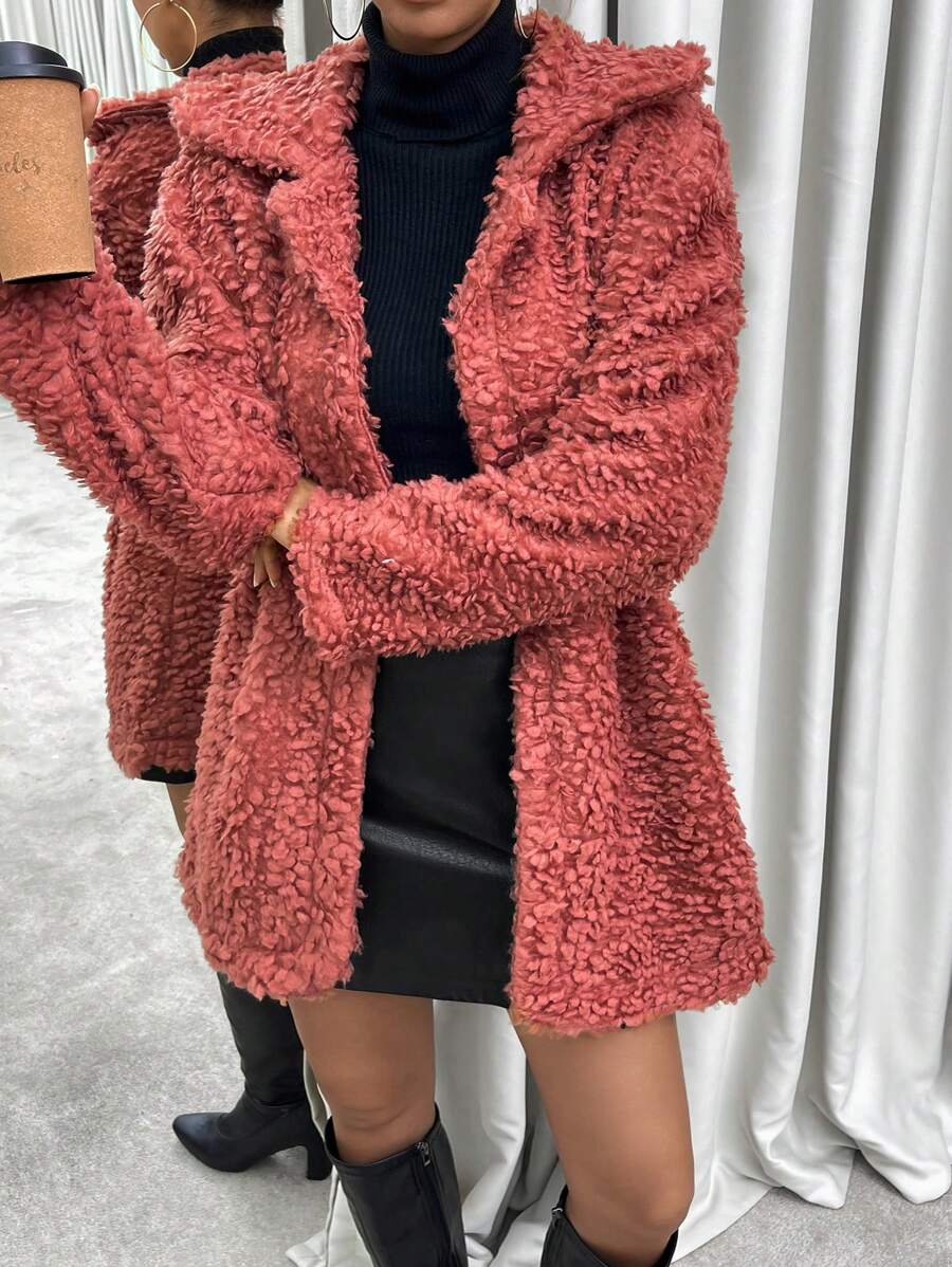 Chiquease 素色開門襟毛茸茸外套 - 紅木色 - 查看 1