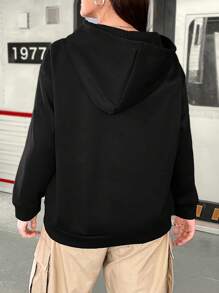 SHEIN Coolane Plus Size Figure & Letter Graphic Drop Shoulder Sweatshirt - Black - View 2
