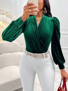 Zolique Surplice Neck Lantern Sleeve Velvet Blouse - Green - View 4