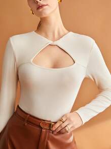 SHEIN BIZwear Cắt ra phía trước Áo thun - Màu be - Xem 4
