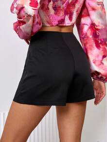 SHEIN Privé 前紐扣闊腿短褲 - 黑色 - 查看 2