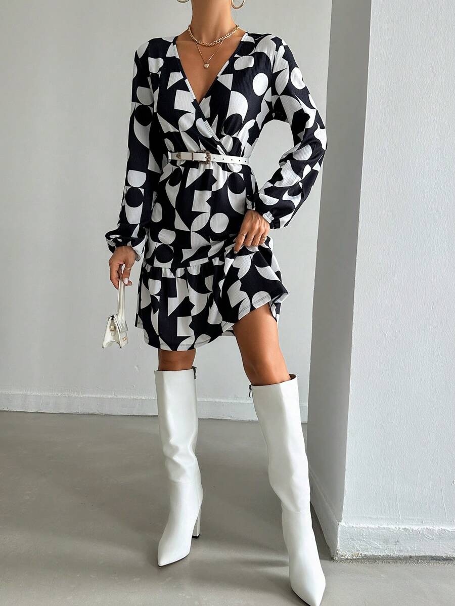 SHEIN Cottnline Allover Print Surplice Neck Ruffle Hem Dress - Multicolor - View 1