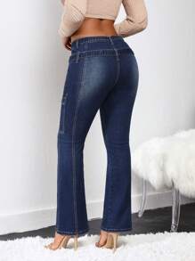 SHEIN Flap Pocket Flare Leg Jeans With Buckle Belt - Dark Wash - View 2