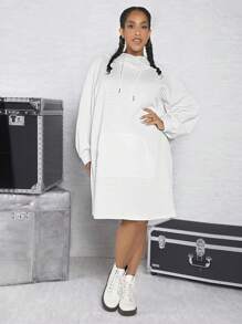 SHEIN CURVE+ 大码袋鼠口袋落肩抽绳卫衣连衣裙 - 白色 - 查看 4