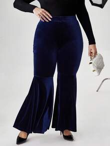 SHEIN Privé Plus Solid Velvet Flare Leg Pants - Blue - View 4