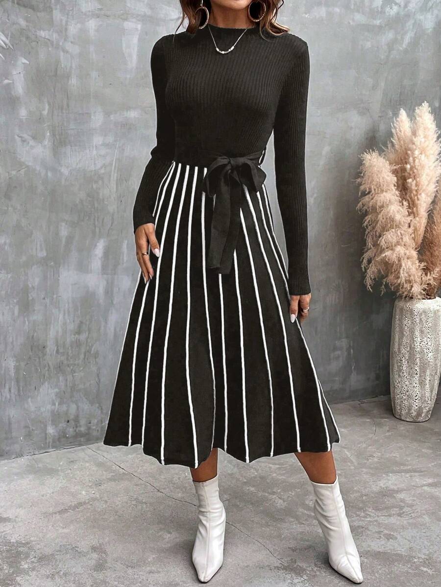 SHEIN LUNE 條紋圖案腰帶毛衣洋裝 - 深灰色 - 查看 1