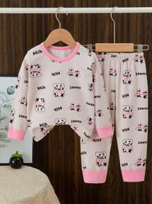女小童卡通和字母圖案睡衣套裝