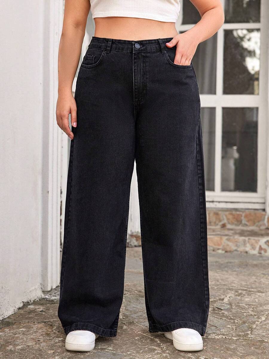 EURMUSE Plus Size Solid Wide Leg Boyfriend Jeans - Black - View 1