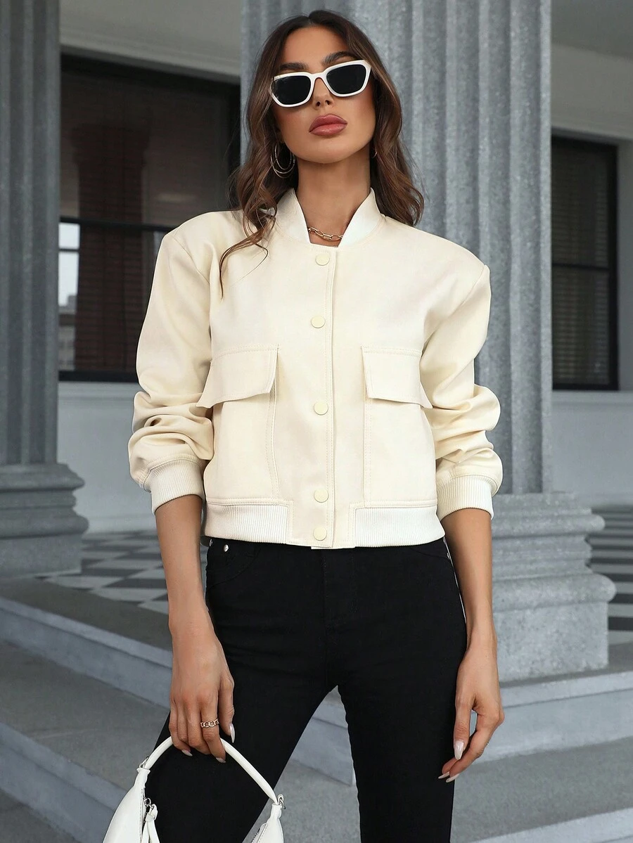 Jachetă bomber cu buzunar cu clapă, cu buton în față