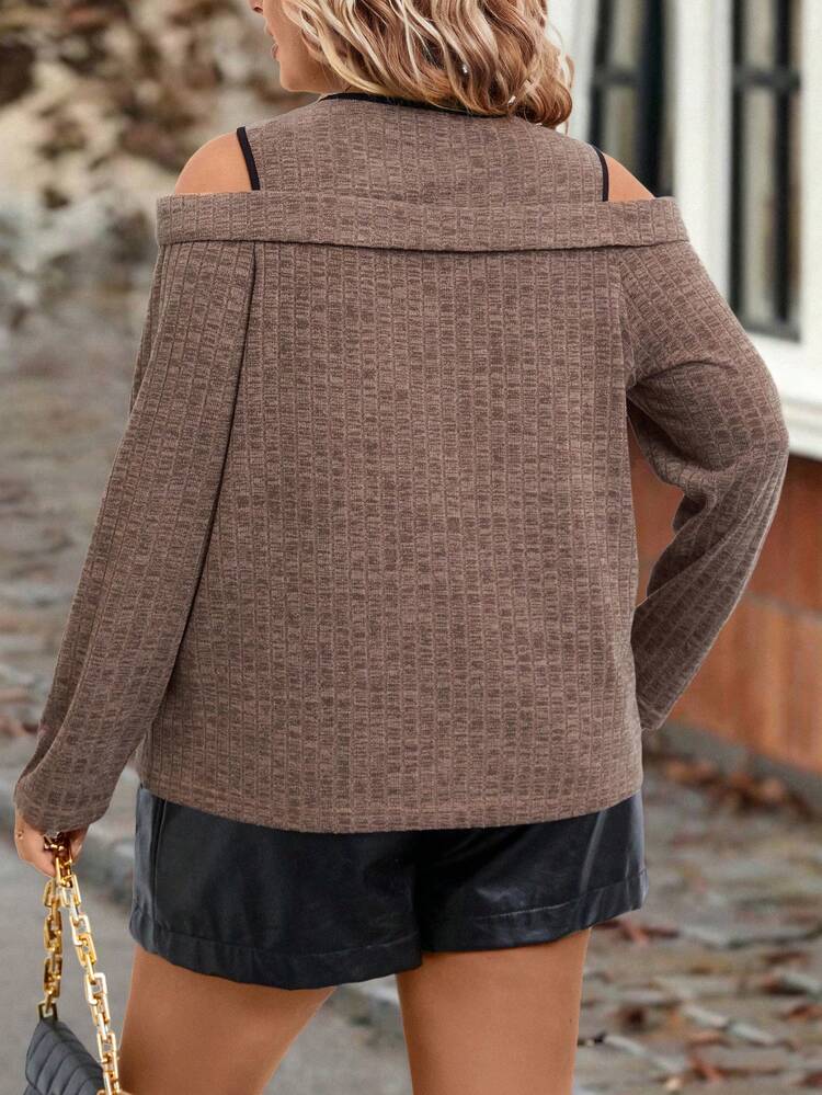 Plus Cold Shoulder Half Zip Tee