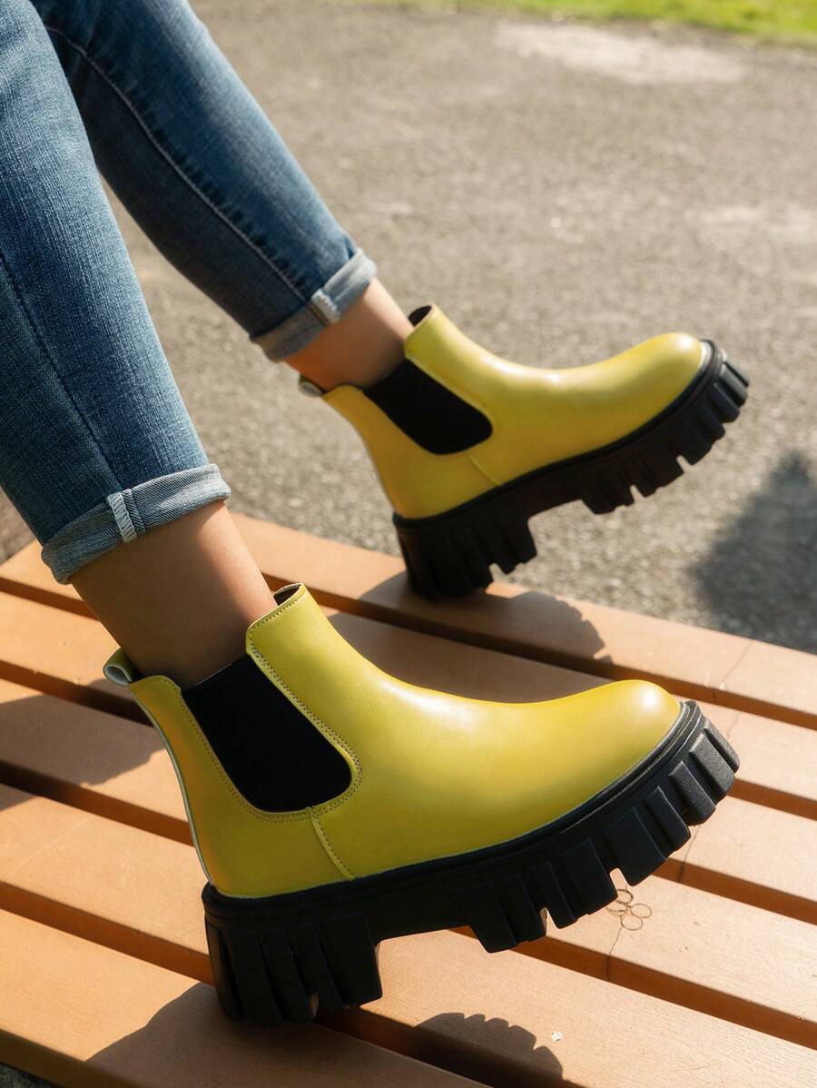 Women's Chelsea Style Yellow Boots With Thick Outsoles, British Style