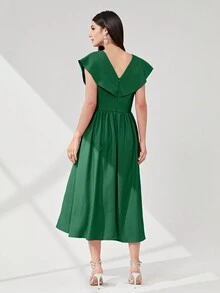 Modelyn Solid Ruched Waist A-line Dress - Green - View 2