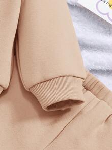 SHEIN 女嬰花卉圖案補丁貼衛衣和衛褲 - 卡其色 - 查看 5