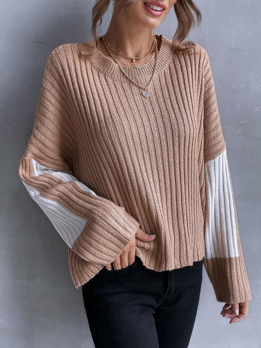 SHEIN Essnce 撞色落肩袖套頭毛衣 - 卡其色 - 查看 1