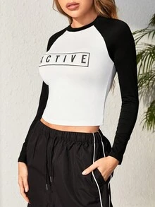 SHEIN Daily&Casual 字母圖案插肩袖短款運動T恤 - 黑與白 - 查看 4