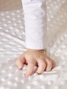 Cozy Pixies 1 件新生儿白色圆点法兰绒婴儿床床单爱心情人节 - 白色 - 查看 2