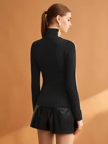 BizChic Cổ cao Đồ họa Chữ cái Áo thun - màu đen - Xem 4