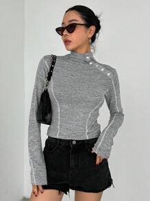 Dazy Star Cổ giả Contrast Piping Chi tiết Nút Áo thun - Xám - Xem 1