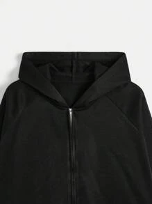 SHEIN EZwear Hơn In Cánh Tay Raglan áo có mũ Áo choàng - màu đen - Xem 3
