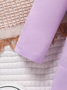 SHEIN Cô Gái Trẻ Đồ họa Chữ cái Cổ áo tương phản Cổ Polo Váy áo thun - Màu tím  Violet - Xem 3