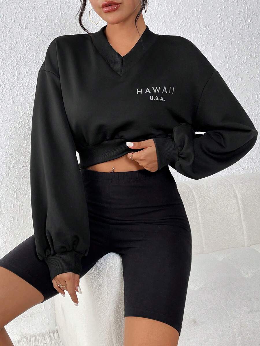 SHEIN Essnce Letter Embroidery Drop Shoulder Crop Sweatshirt - Black - View 1