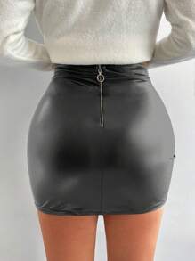 EURMUSE 素色後拉鍊PU皮革包臀半身裙 - 墨綠色 - 查看 2