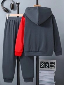 SHEIN Tween Boy Bear Print Two Tone Hoodie & Letter Graphic Sweatpants - Grey - View 2