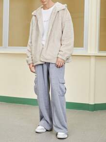 Manfinity Hypemode 男裝超鬆身落肩帽兔絨夾克,帶字母圖形印花 - 米色 - 查看 4