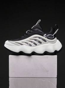 Sportliche klobige Schuhe für Herren, zweifarbige Turnschuhe mit Buchstaben-Patch-Dekor zum Schnüren - Schwarz und Weiss - Übersicht 5